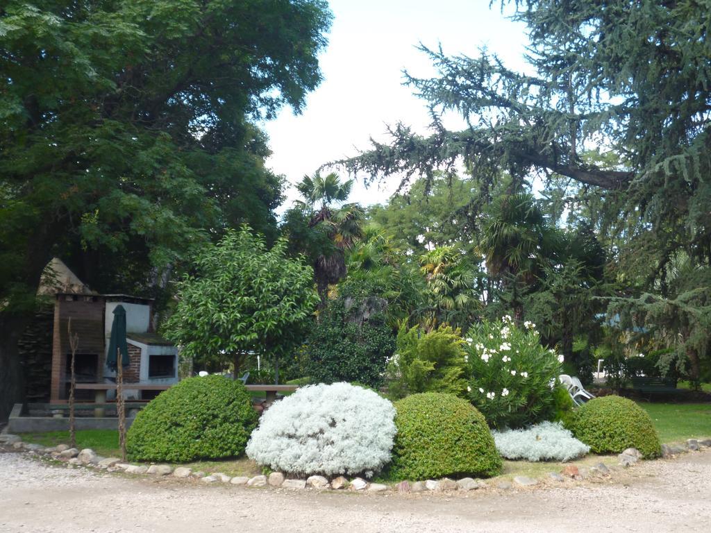 Hotel Alihuen Sierra de la Ventana Bagian luar foto